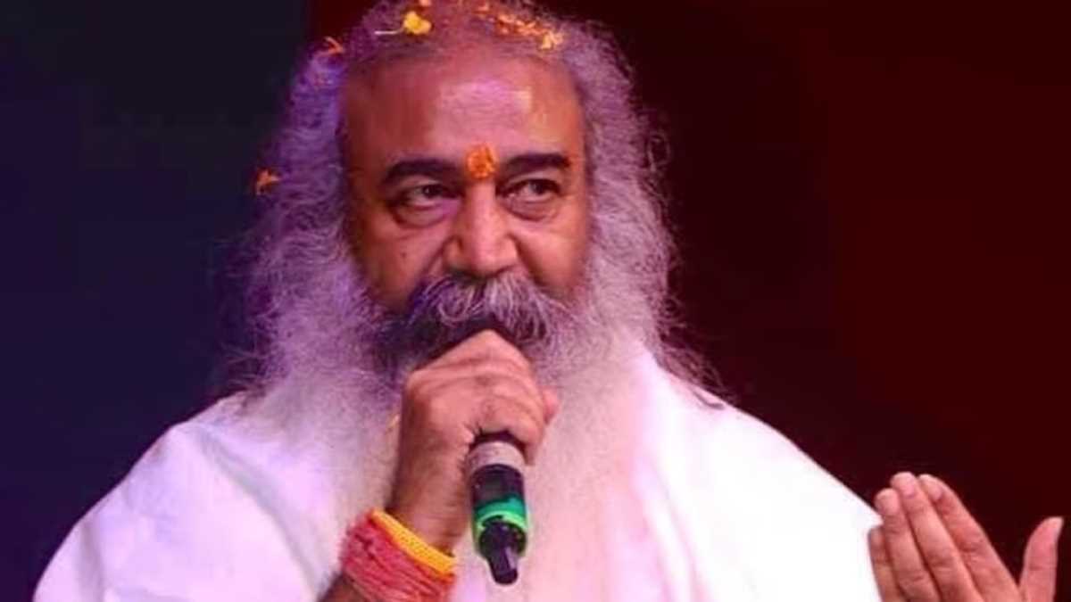 राहुल, अखिलेश और तेजस्वी से कहीं ज्यादा देश भक्त ओवैसी : आचार्य प्रमोद कृष्णम